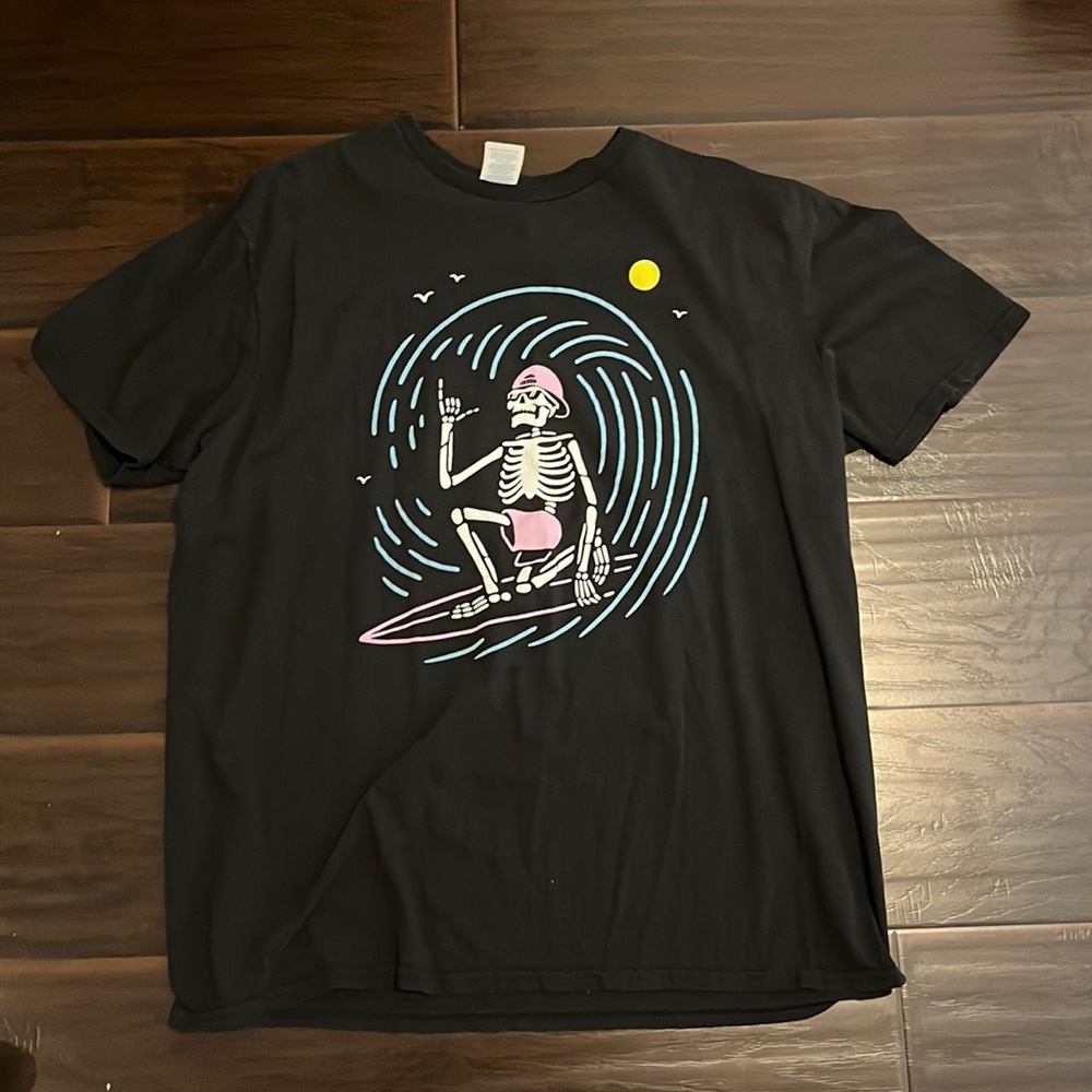 Skeleton t shirt